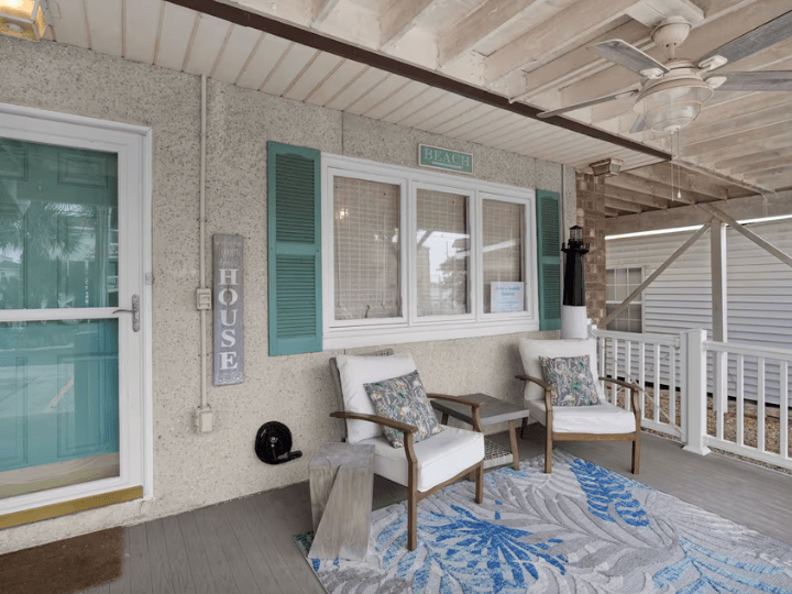 Junes Seaside Retreat Tangerine Dream - Whole House