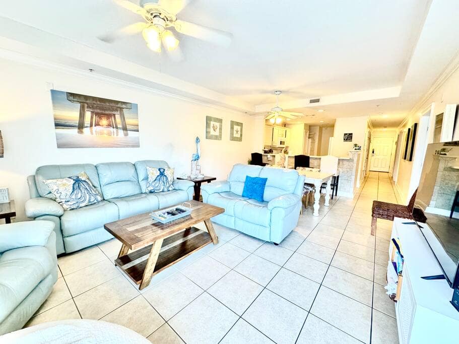 Sandy Feet Tangerine Dream - Whole House